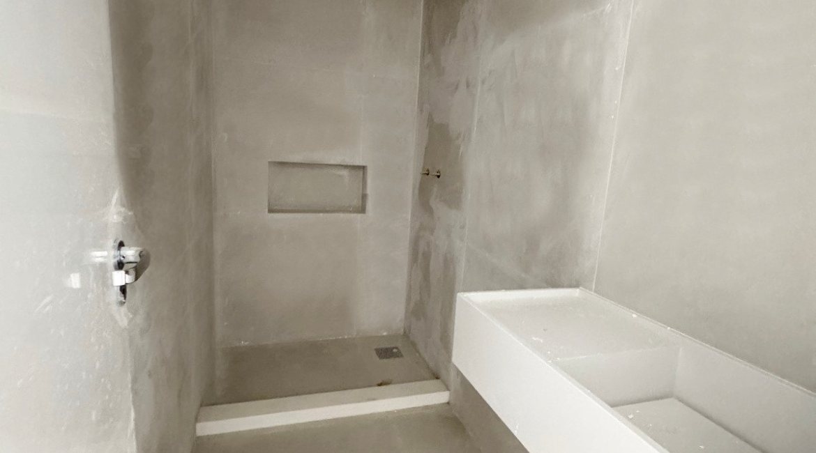 Casa em Condomínio à venda com 140m², 3 dormitórios, 3 suítes, 2 vagas, no bairro Tristeza em Porto Alegre