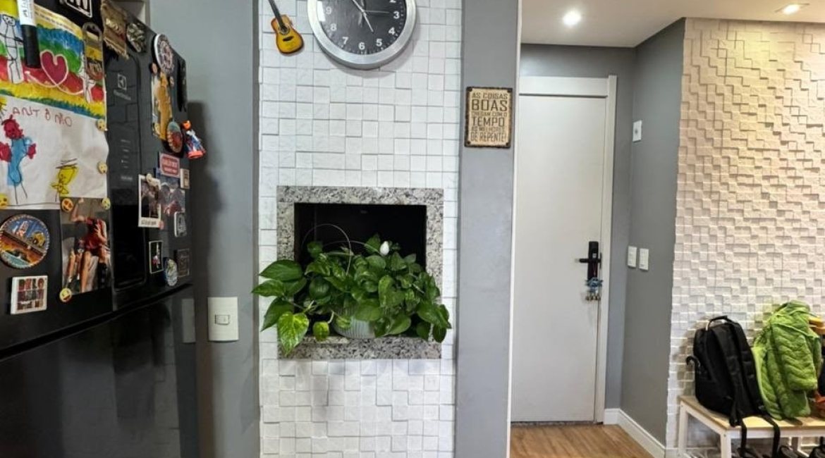Apartamento à venda com 56m², 2 dormitórios, 1 suíte, 1 vaga, no bairro Cavalhada em PORTO ALEGRE