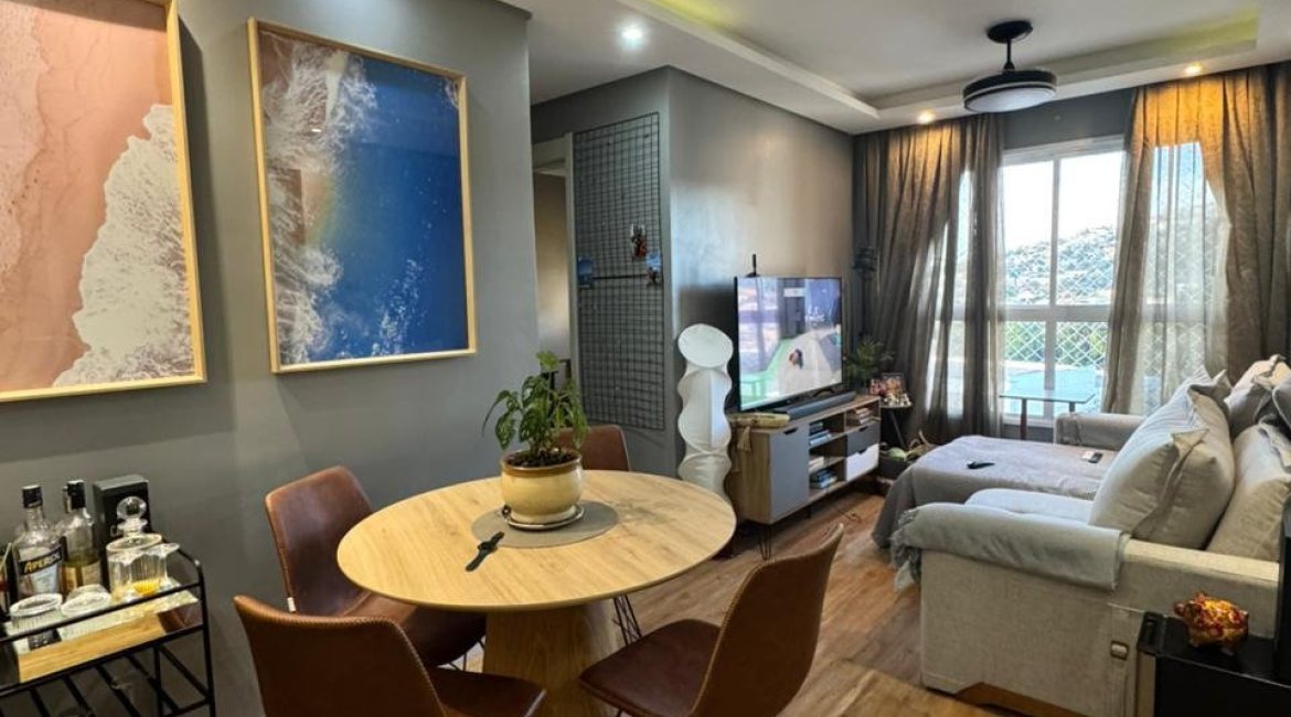 Apartamento à venda com 56m², 2 dormitórios, 1 suíte, 1 vaga, no bairro Cavalhada em PORTO ALEGRE