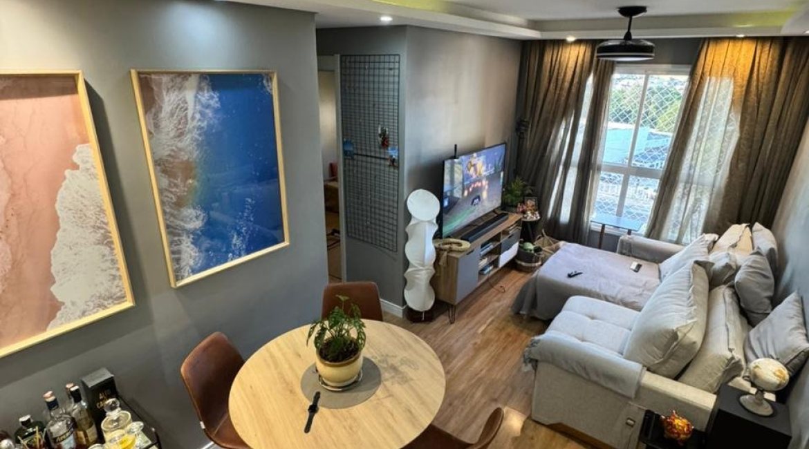 Apartamento à venda com 56m², 2 dormitórios, 1 suíte, 1 vaga, no bairro Cavalhada em PORTO ALEGRE