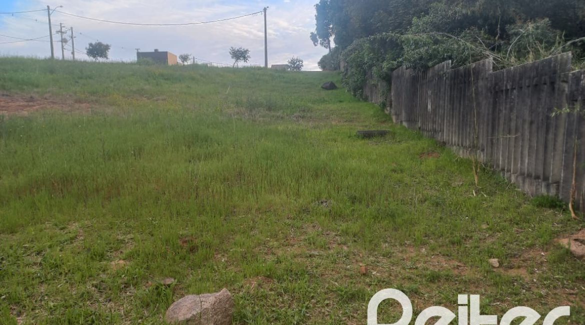 Terreno em condomínio à venda, no bairro Campo Novo em Porto Alegre