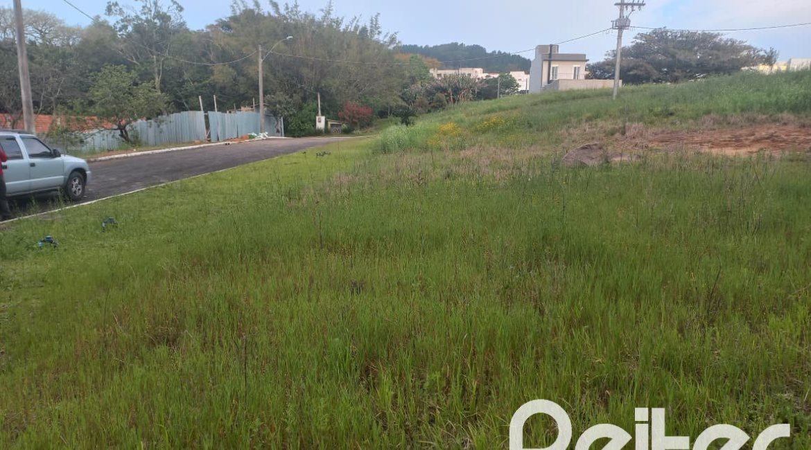 Terreno em condomínio à venda, no bairro Campo Novo em Porto Alegre