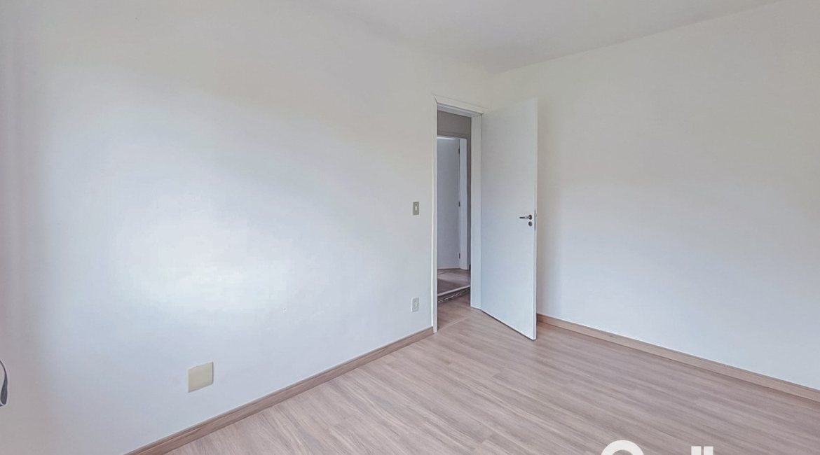 Apartamento à venda com 70m², 3 dormitórios, no bairro Cavalhada em Porto Alegre