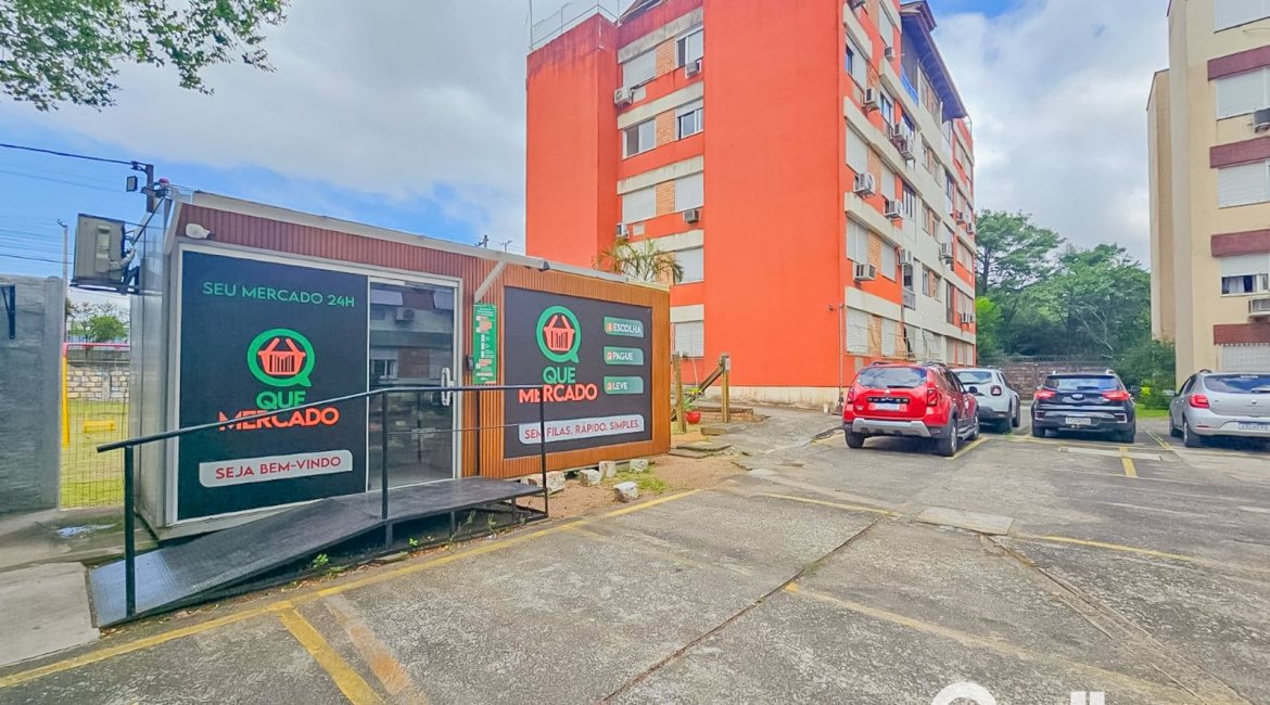 Apartamento à venda com 70m², 3 dormitórios, no bairro Cavalhada em Porto Alegre