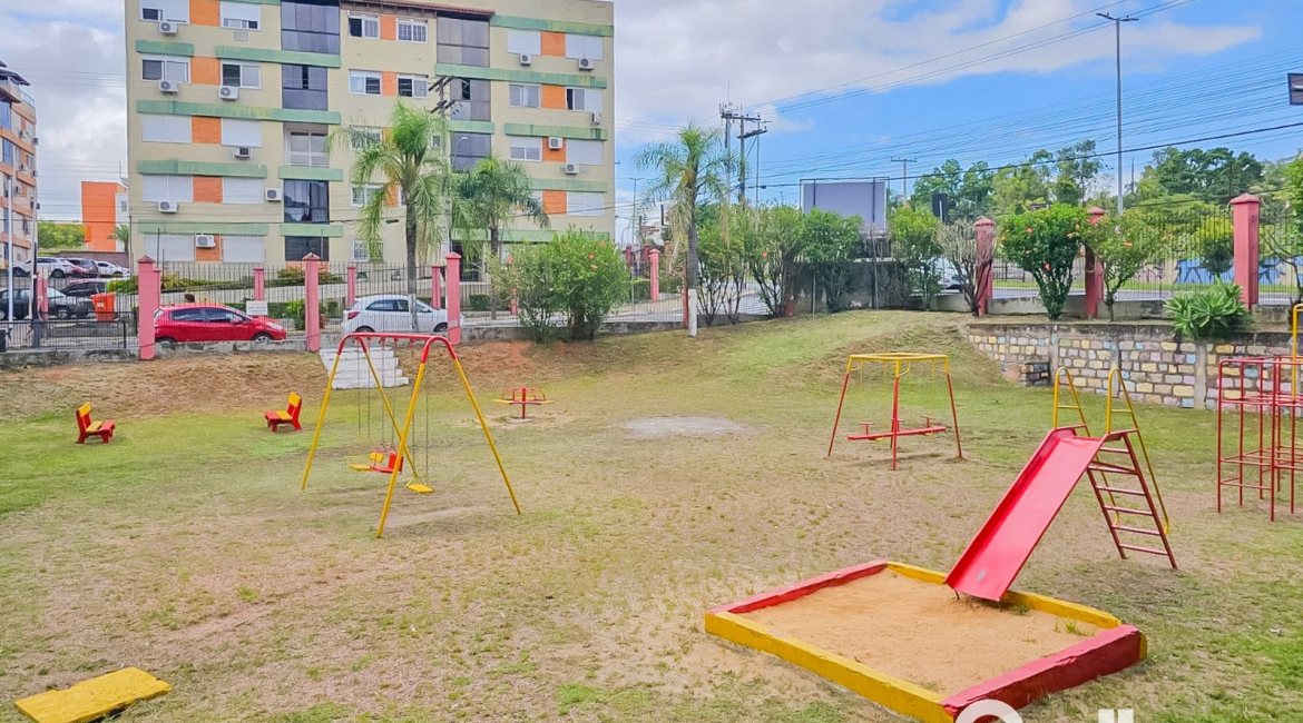 Apartamento à venda com 70m², 3 dormitórios, no bairro Cavalhada em Porto Alegre