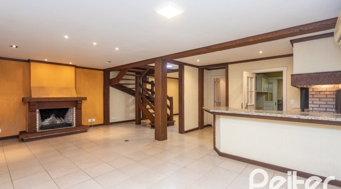 Casa em Condomínio à venda com 216m², 2 dormitórios, 2 suítes, 2 vagas, no bairro Terra Ville em PORTO ALEGRE