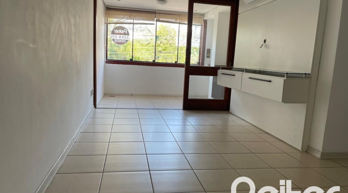 Apartamento à venda com 84m², 2 dormitórios, 1 suíte, 2 vagas, no bairro Tristeza em Porto Alegre