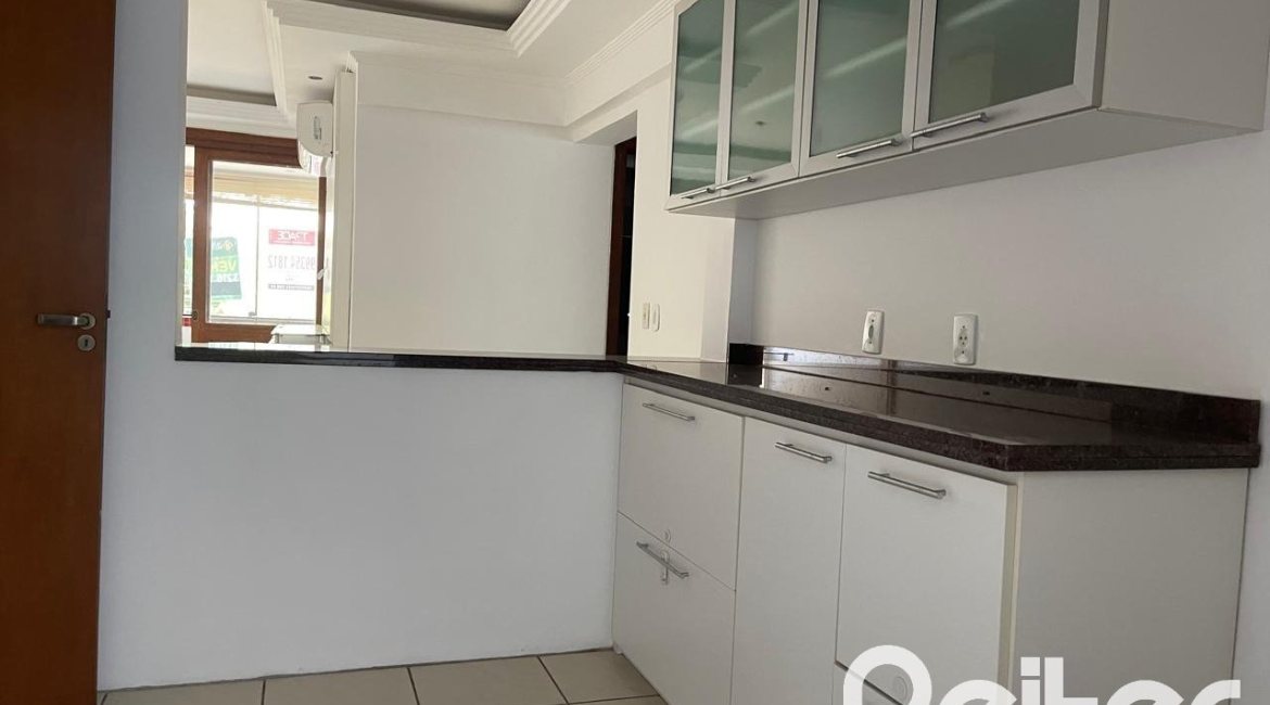 Apartamento à venda com 84m², 2 dormitórios, 1 suíte, 2 vagas, no bairro Tristeza em Porto Alegre