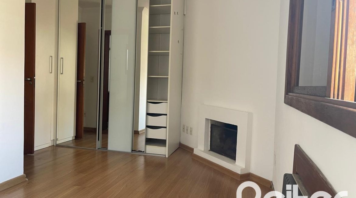 Apartamento à venda com 84m², 2 dormitórios, 1 suíte, 2 vagas, no bairro Tristeza em Porto Alegre