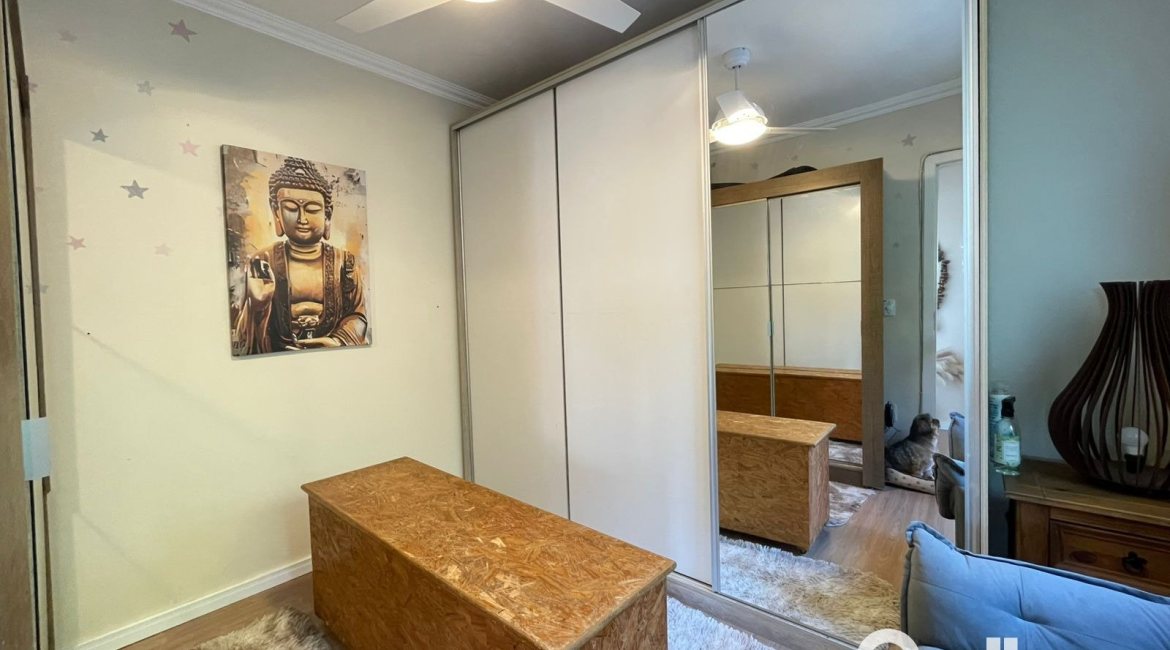 Casa em Condomínio à venda com 105m², 3 dormitórios, 1 suíte, 2 vagas, no bairro Tristeza em Porto Alegre
