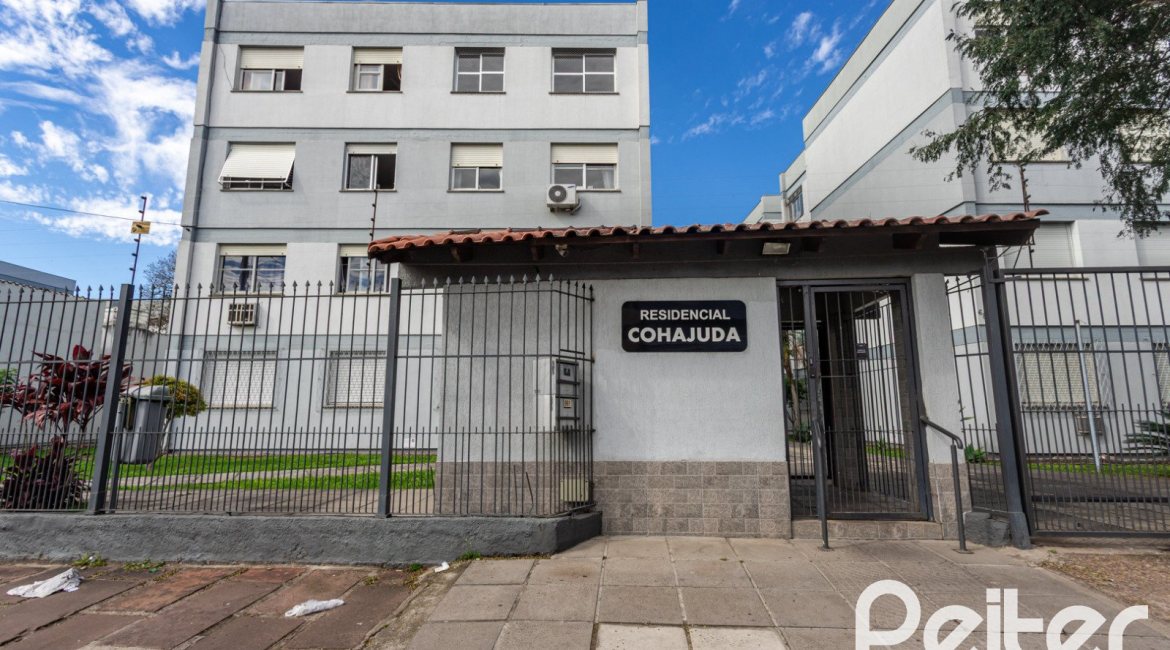 Apartamento à venda com 69m², 3 dormitórios, no bairro Cristal em Porto Alegre