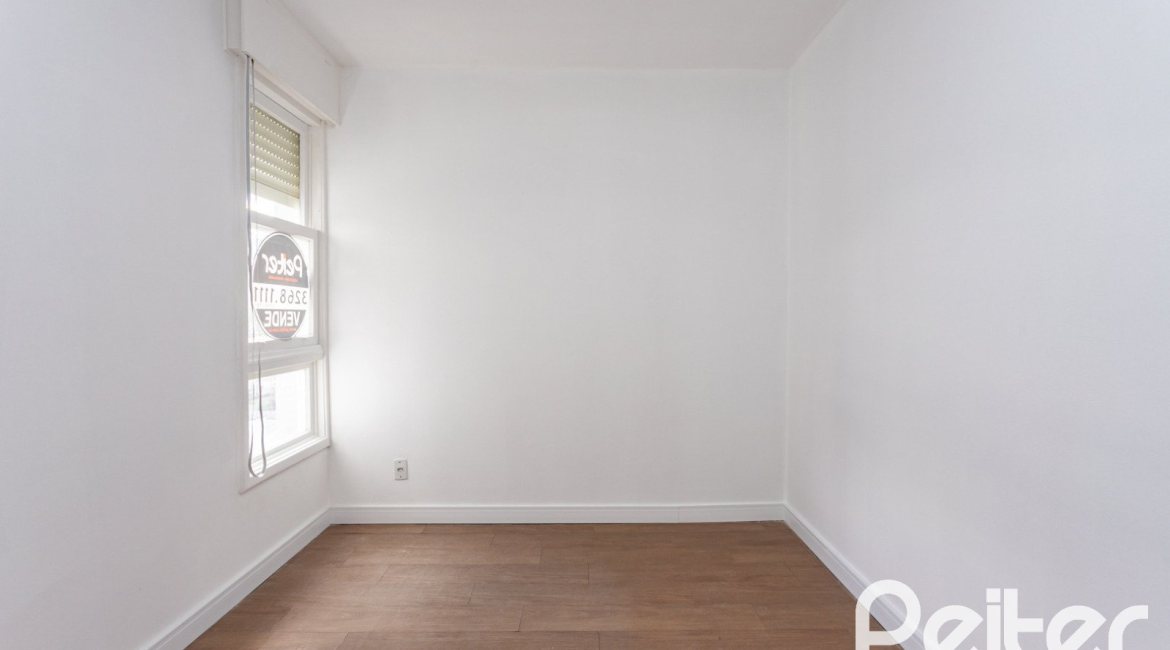 Apartamento à venda com 69m², 3 dormitórios, no bairro Cristal em Porto Alegre