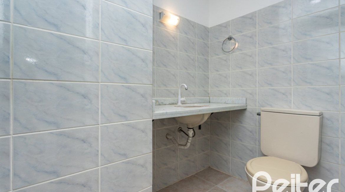 Apartamento à venda com 69m², 3 dormitórios, no bairro Cristal em Porto Alegre