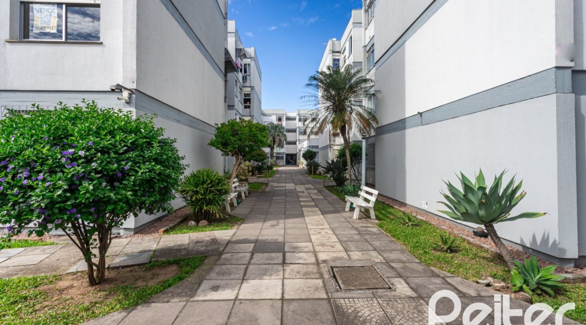 Apartamento à venda com 69m², 3 dormitórios, no bairro Cristal em Porto Alegre