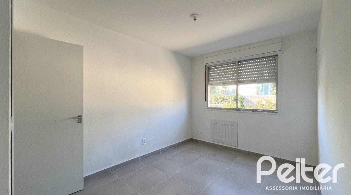 Apartamento à venda com 47m², 1 dormitório, no bairro Tristeza em Porto Alegre