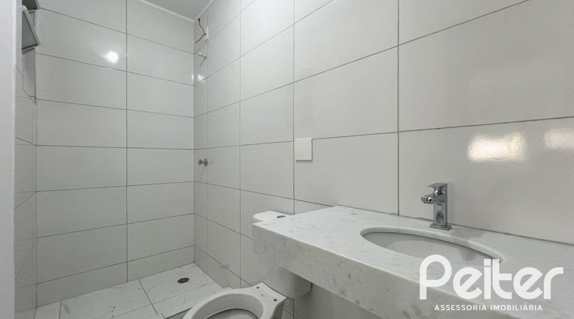 Apartamento à venda com 47m², 1 dormitório, no bairro Tristeza em Porto Alegre