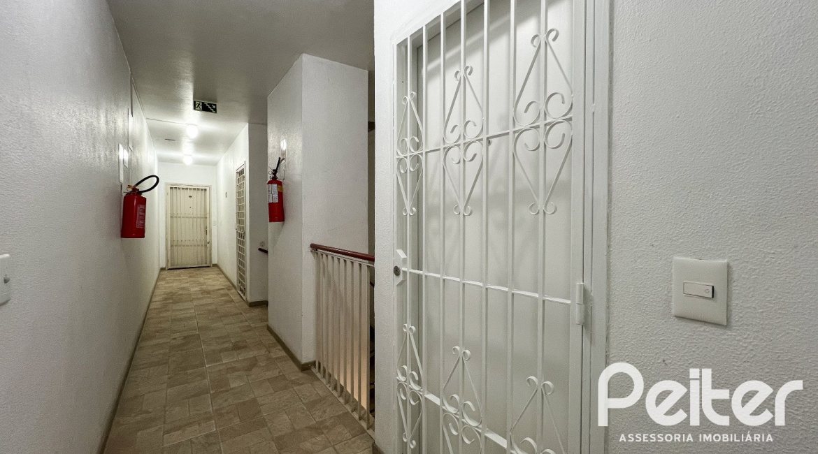 Apartamento à venda com 47m², 1 dormitório, no bairro Tristeza em Porto Alegre