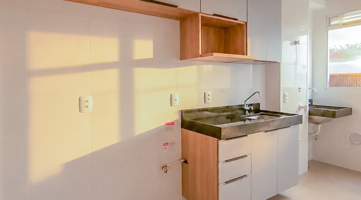 Apartamento à venda com 44m², 2 dormitórios, 1 vaga, no bairro Costa e Silva em Porto Alegre