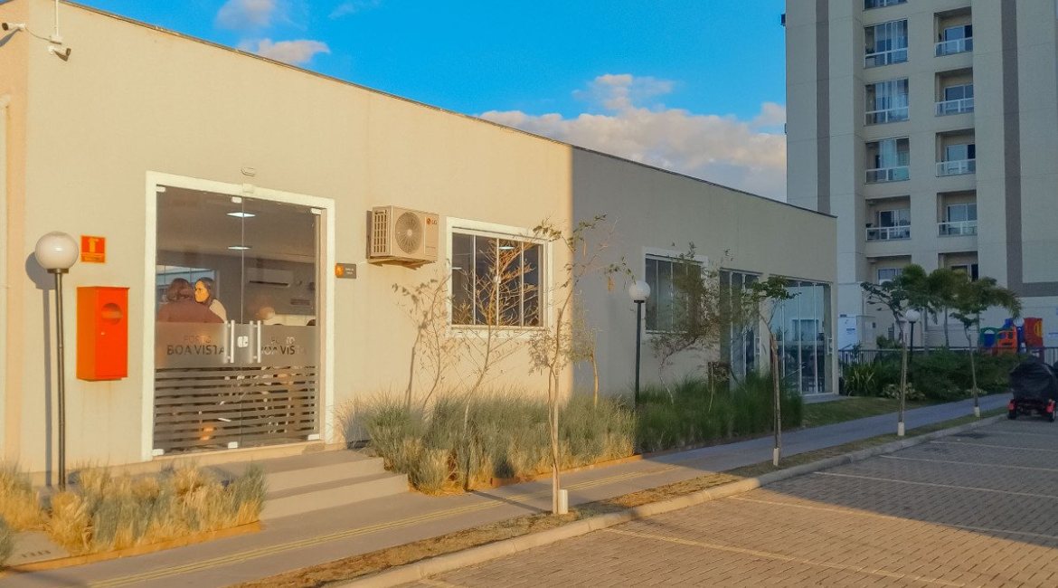 Apartamento à venda com 44m², 2 dormitórios, 1 vaga, no bairro Costa e Silva em Porto Alegre