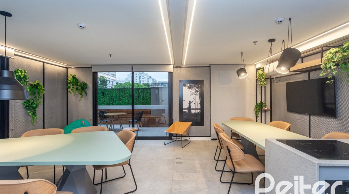 Studio à venda com 27m², 1 dormitório, no bairro Cidade Baixa em Porto Alegre
