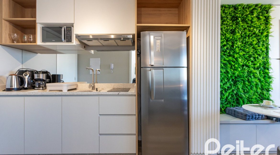 Studio à venda com 27m², 1 dormitório, no bairro Cidade Baixa em Porto Alegre