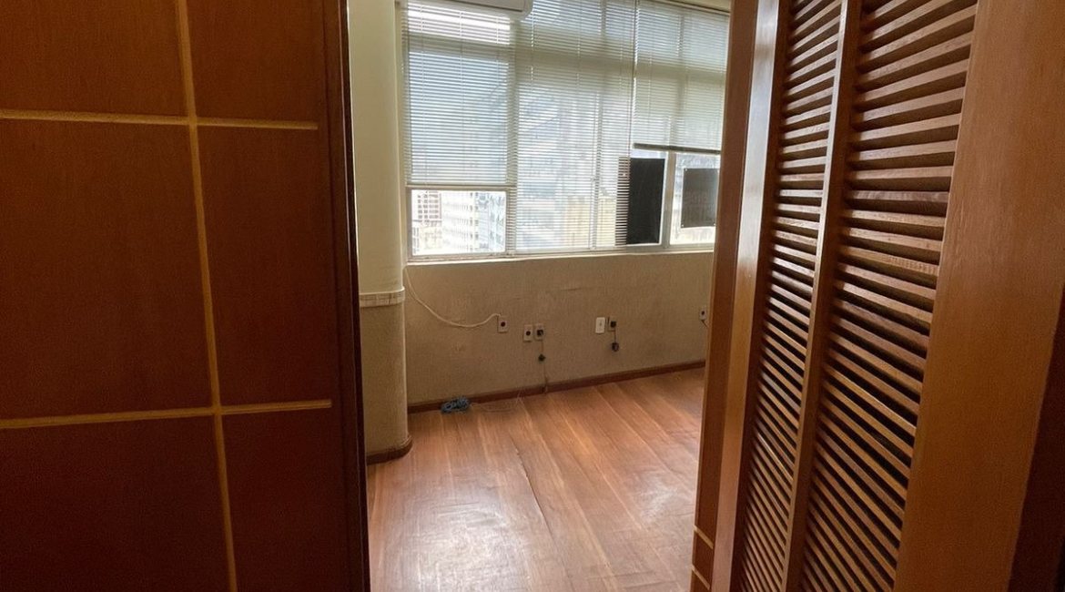 Comercial à venda com 32m², no bairro Centro Histórico em Porto Alegre