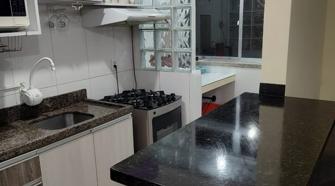 Apartamento à venda com 42m², 1 dormitório, 1 vaga, no bairro Cristal em Porto Alegre