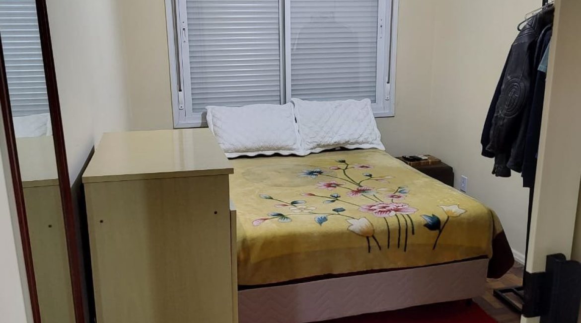 Apartamento à venda com 42m², 1 dormitório, 1 vaga, no bairro Cristal em Porto Alegre