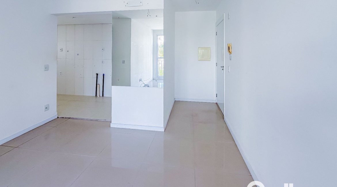 Apartamento à venda com 57m², 2 dormitórios, 1 suíte, 1 vaga, no bairro Vila Nova em PORTO ALEGRE