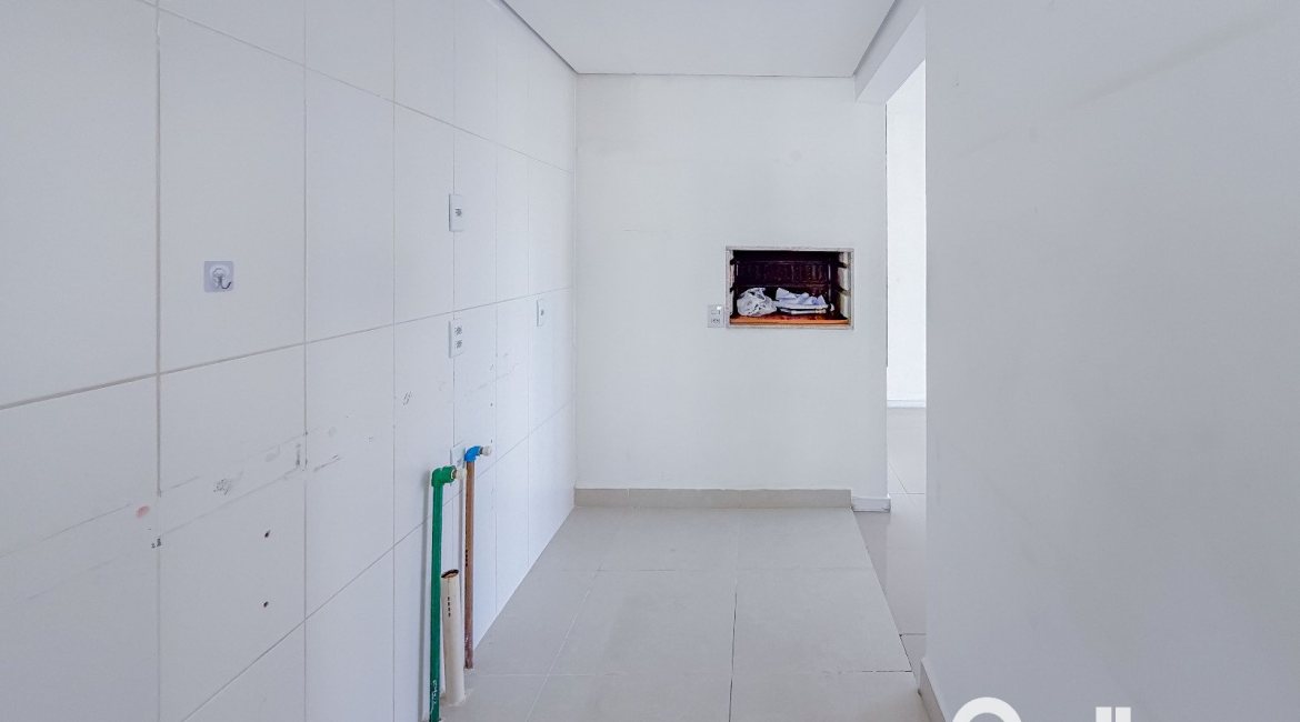 Apartamento à venda com 57m², 2 dormitórios, 1 suíte, 1 vaga, no bairro Vila Nova em PORTO ALEGRE