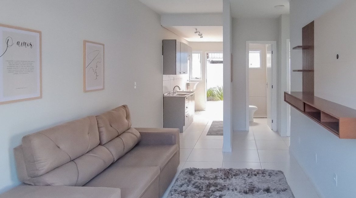 Casa em Condomínio à venda com 42m², 2 dormitórios, 1 vaga, no bairro Hípica em Porto Alegre