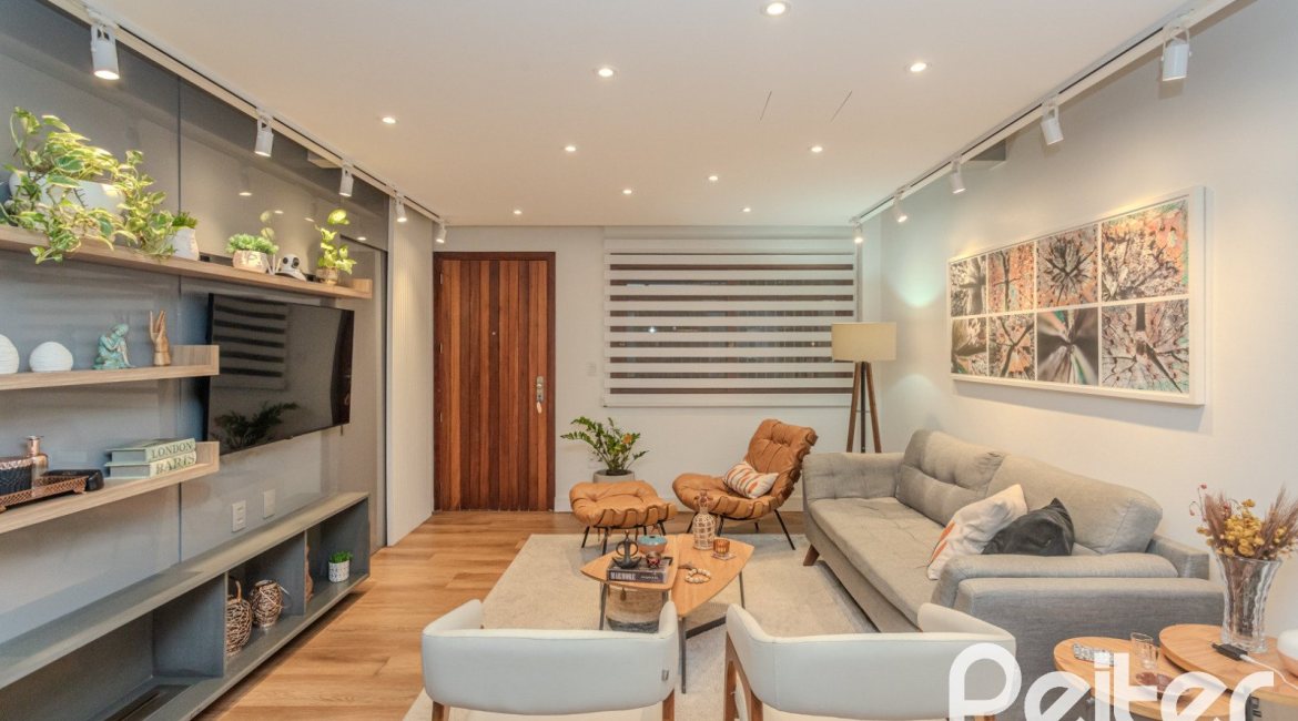 Casa em Condomínio à venda com 154m², 3 dormitórios, 1 suíte, 2 vagas, no bairro Tristeza em Porto Alegre