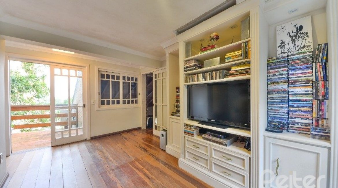  à venda, no bairro  em 