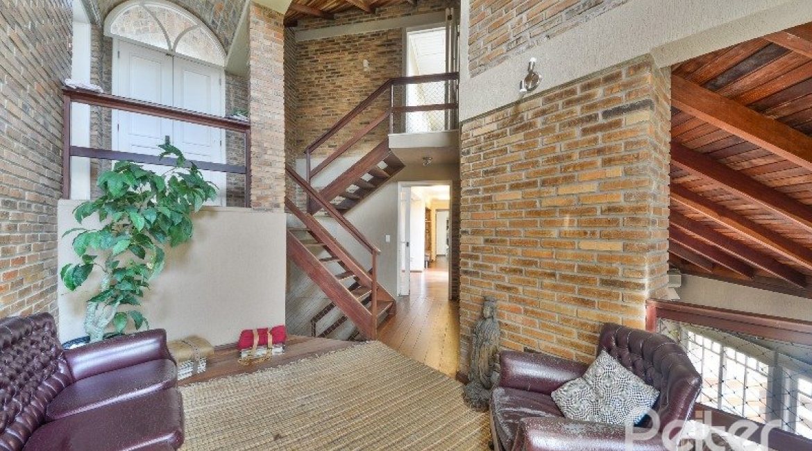  à venda, no bairro  em 