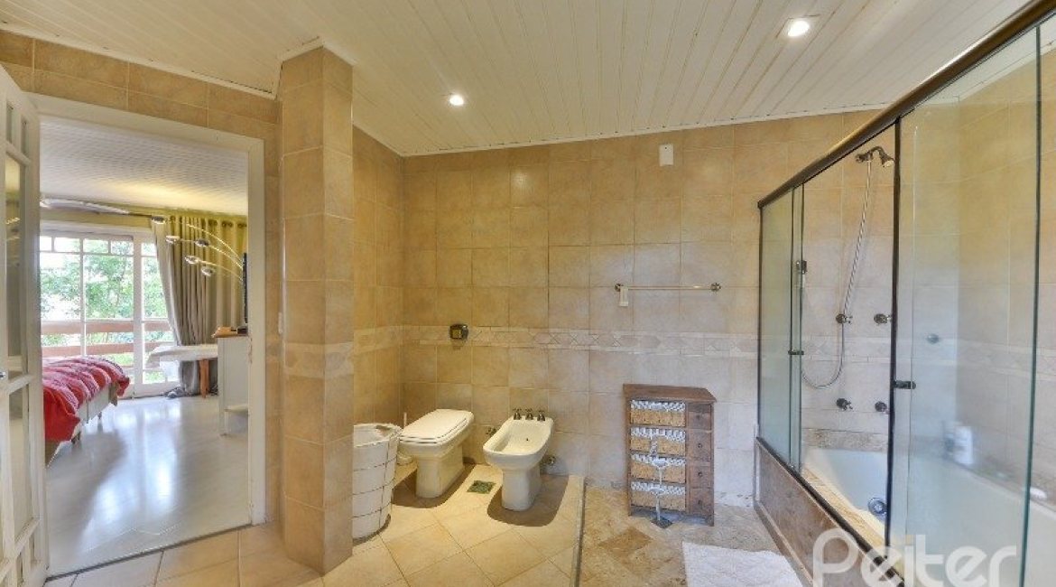  à venda, no bairro  em 