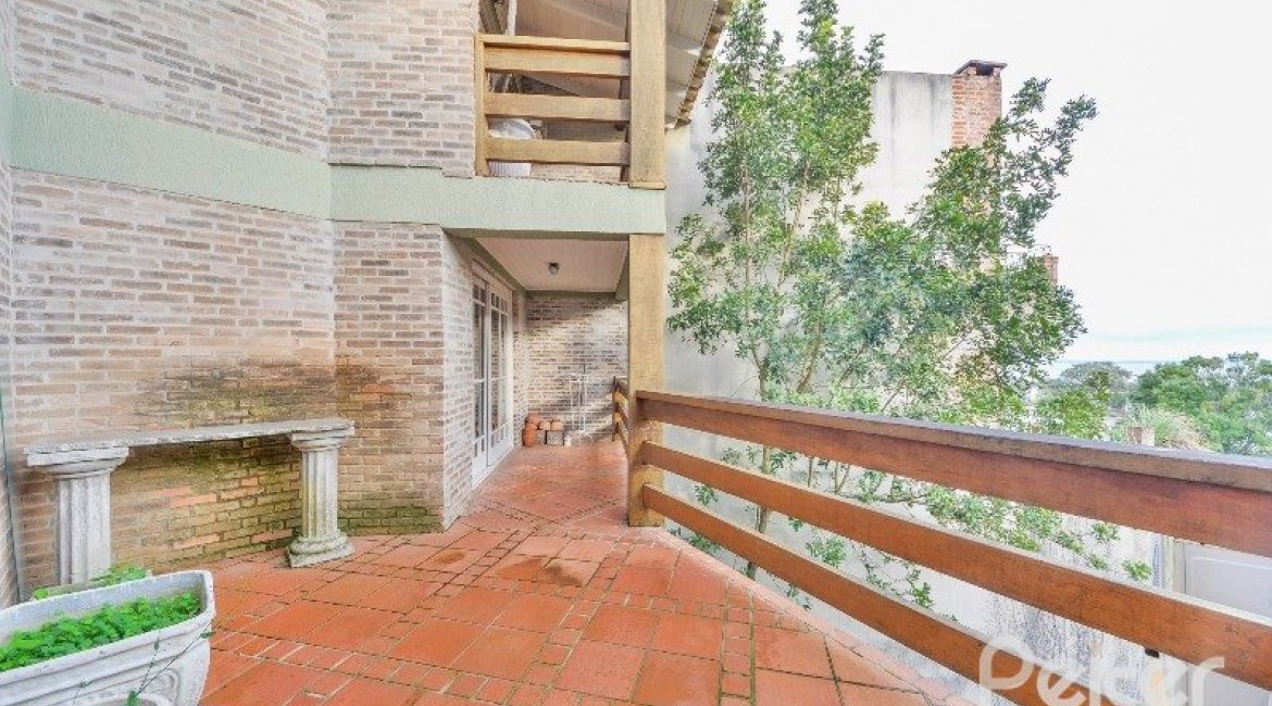  à venda, no bairro  em 