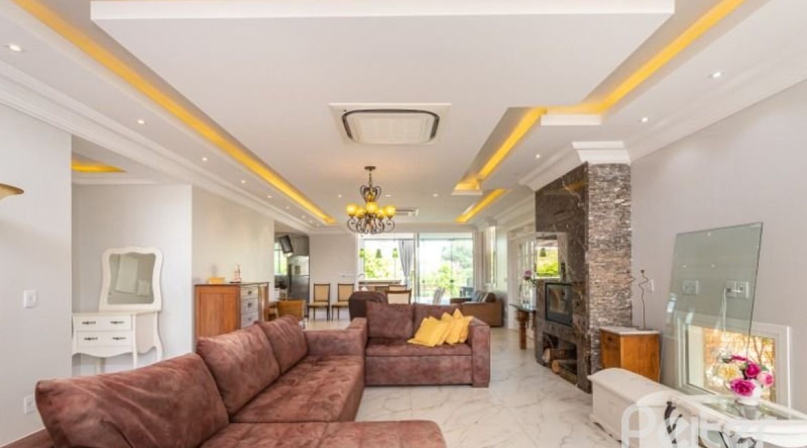 Casa em Condomínio à venda com 550m², 4 dormitórios, 4 suítes, 6 vagas, no bairro Terra Ville em Porto Alegre