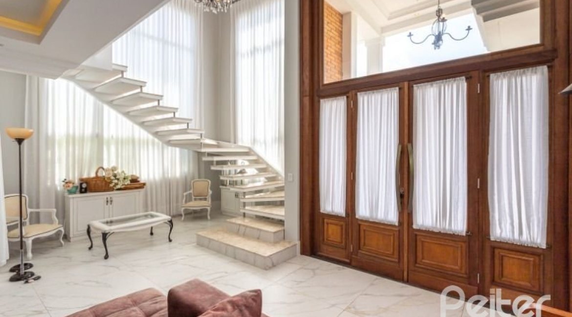 Casa em Condomínio à venda com 550m², 4 dormitórios, 4 suítes, 6 vagas, no bairro Terra Ville em Porto Alegre