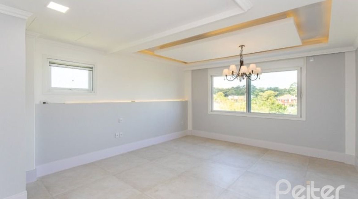 Casa em Condomínio à venda com 550m², 4 dormitórios, 4 suítes, 6 vagas, no bairro Terra Ville em Porto Alegre