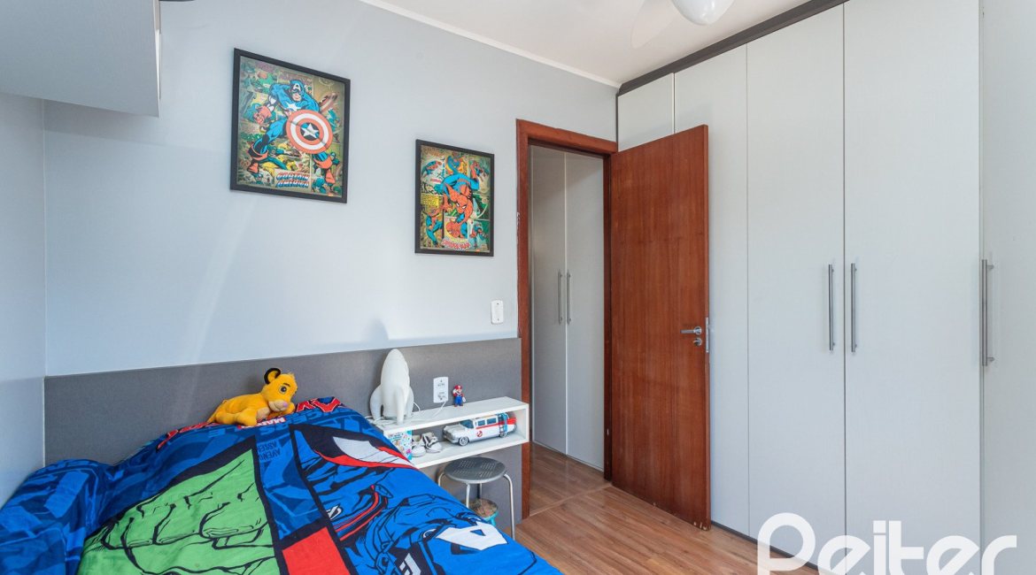 Casa em Condomínio à venda com 97m², 3 dormitórios, 2 vagas, no bairro Tristeza em Porto Alegre