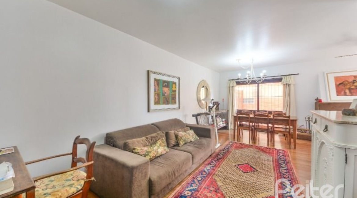 Apartamento à venda com 157m², 3 dormitórios, 1 suíte, 2 vagas, no bairro Tristeza em PORTO ALEGRE