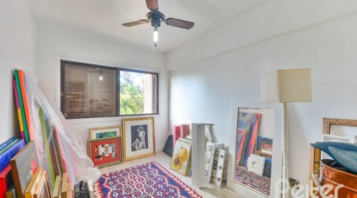 Apartamento à venda com 157m², 3 dormitórios, 1 suíte, 2 vagas, no bairro Tristeza em PORTO ALEGRE