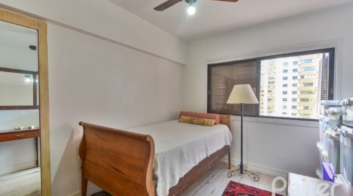 Apartamento à venda com 157m², 3 dormitórios, 1 suíte, 2 vagas, no bairro Tristeza em PORTO ALEGRE