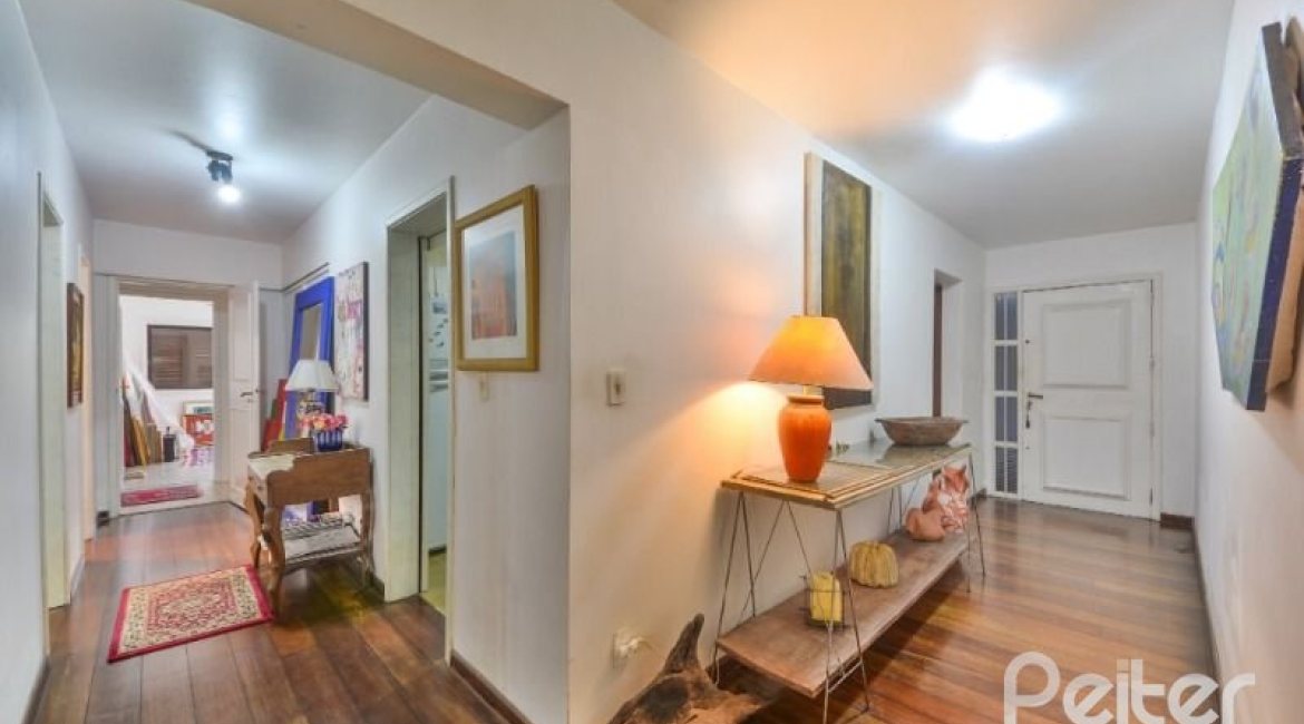 Apartamento à venda com 157m², 3 dormitórios, 1 suíte, 2 vagas, no bairro Tristeza em PORTO ALEGRE