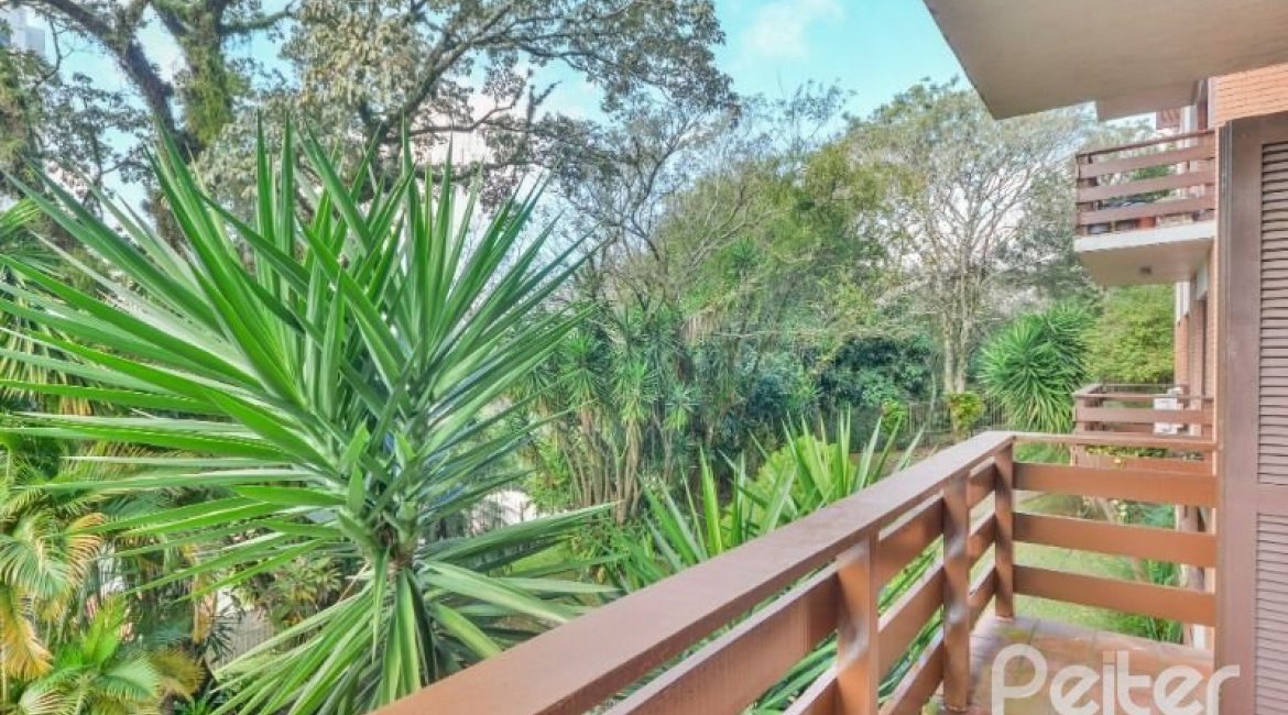 Apartamento à venda com 157m², 3 dormitórios, 1 suíte, 2 vagas, no bairro Tristeza em PORTO ALEGRE