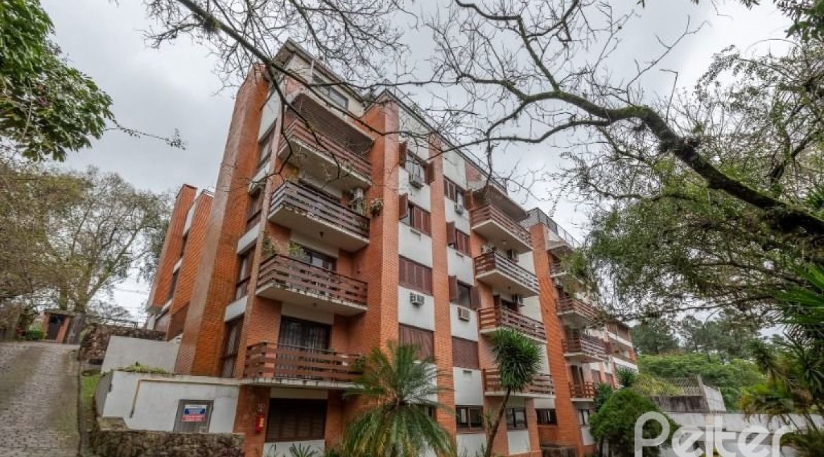 Apartamento à venda com 157m², 3 dormitórios, 1 suíte, 2 vagas, no bairro Tristeza em PORTO ALEGRE