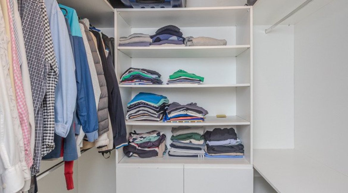 Casa em Condomínio à venda com 194m², 3 dormitórios, 3 suítes, 4 vagas, no bairro Ipanema em PORTO ALEGRE