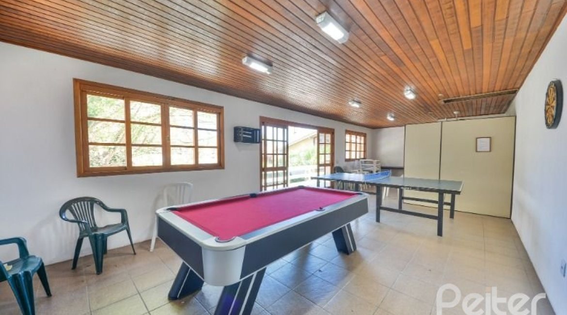 Casa em Condomínio à venda com 185m², 3 dormitórios, 1 suíte, 3 vagas, no bairro Tristeza em Porto Alegre