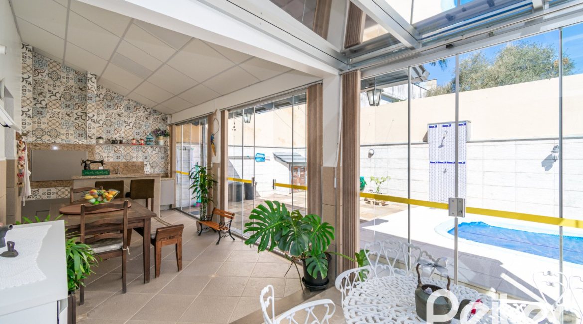  à venda, no bairro  em 