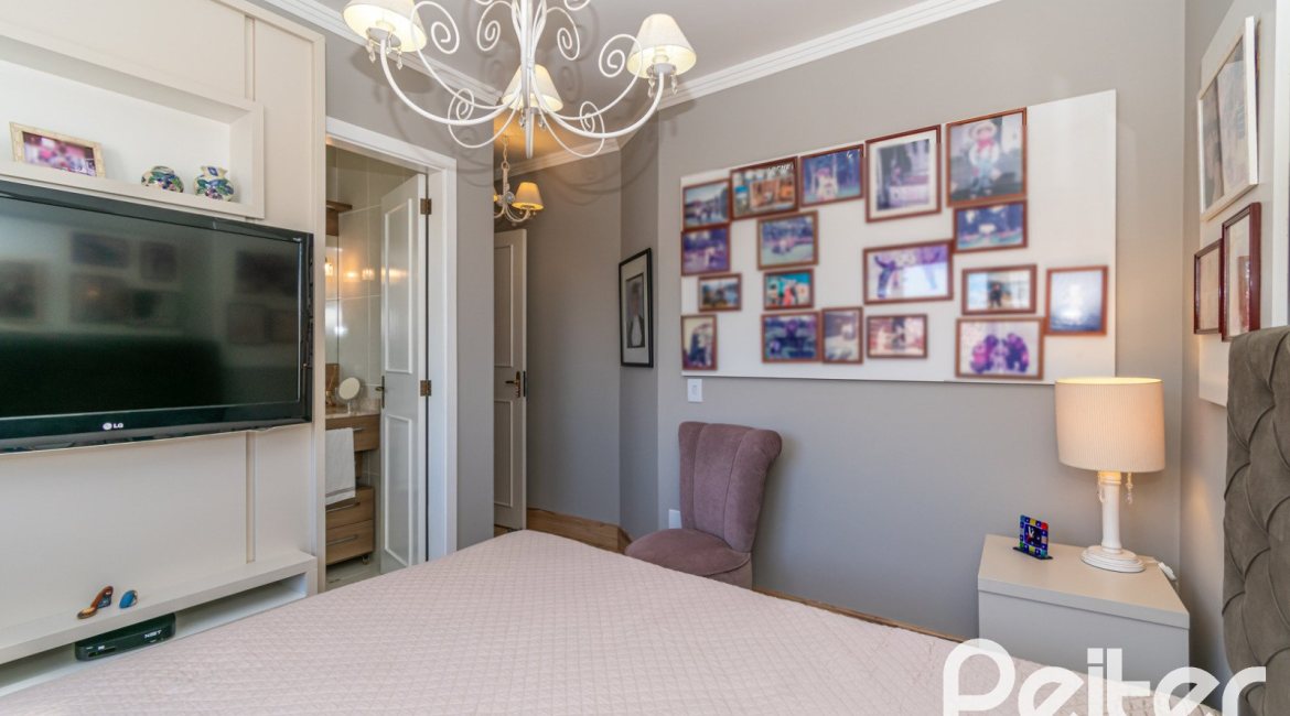  à venda, no bairro  em 